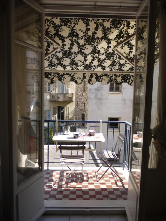 Beach - a modern studio flat in central Nisa Exterior foto